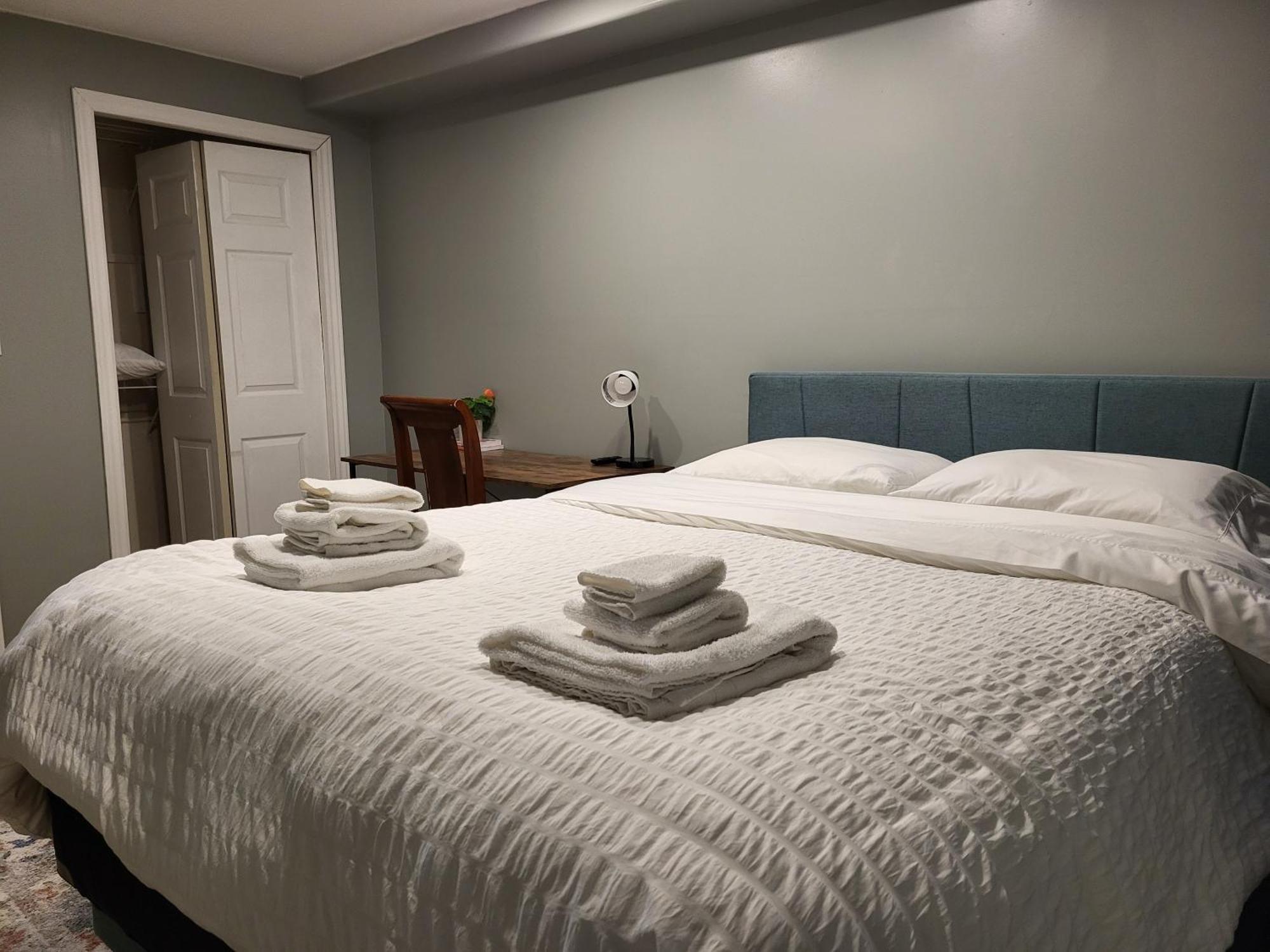 Main Suite Кінгстон Екстер'єр фото